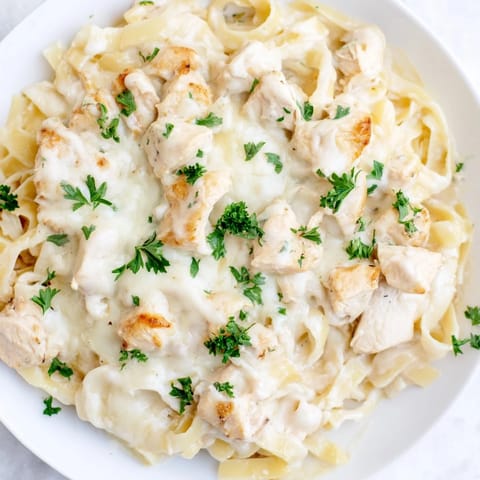 Chicken Fettuccine Alfredo Bake